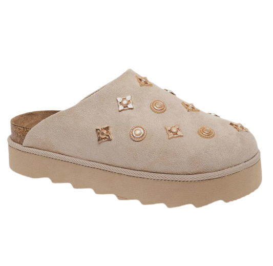 Outwoods slip on