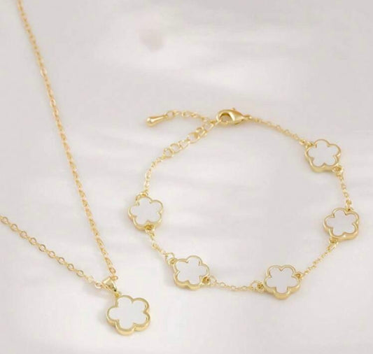 White Pendant bracelet & necklace set